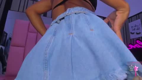 brithanyslim online show from December 2024 07:49:01 PM