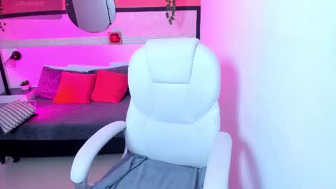 britney_collins_ online show from June 2026 02:23:02 PM