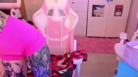 Britney online show from October 2025 03:47:02 PM