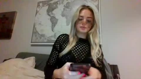 britneycherry08 online show from July 2026 04:49:02 AM