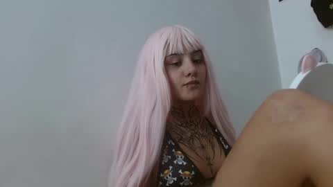 maru miaw   Please help me to reach 100 thumbs up online show from October 2025 11:13:01 PM