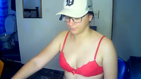 brittanycheeks1 online show from January 2025 07:03:01 PM