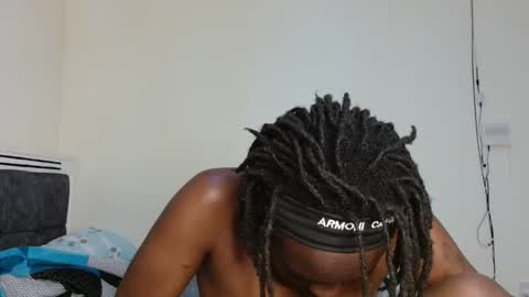 Snapshot of broken_haloo chatting on March 2026 06:14:02 PM broken_haloo online show from March 2026 06:14:02 PM