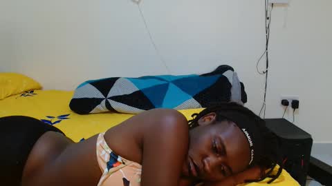 Snapshot of broken_haloo chatting on March 2026 02:05:02 AM broken_haloo online show from March 2026 02:05:02 AM