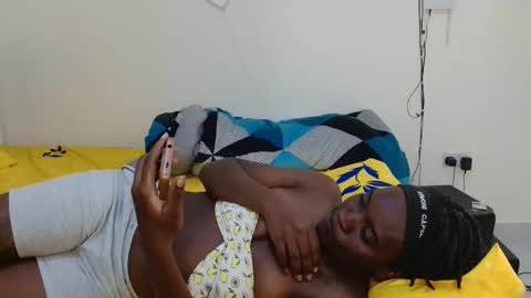 Snapshot of broken_haloo chatting on March 2026 02:12:02 PM broken_haloo online show from March 2026 02:12:02 PM