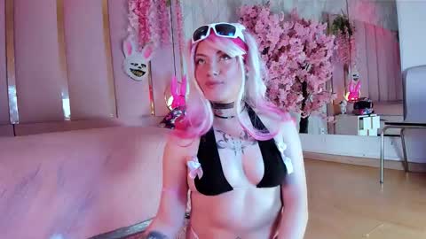     online show from January 2026 01:57:02 PM