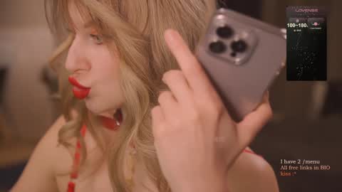 Snapshot of bronnica chatting on January 2025 03:26:01 PM Anna online show from January 2025 03:26:01 PM