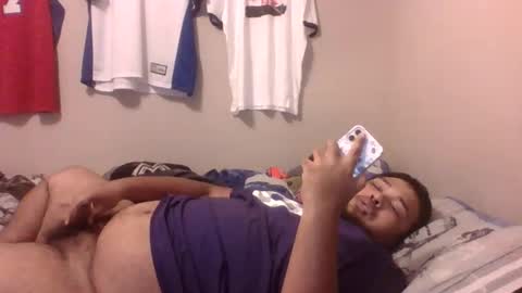 Snapshot of bronxforlife chatting on January 2025 02:17:01 AM bronxforlife online show from January 2025 02:17:01 AM