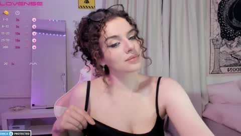 Snapshot of brookchills chatting on December 2024 07:46:02 PM Brook Help me collect 100 reactions online show from December 2024 07:46:02 PM