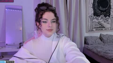 Snapshot of brookchills chatting on February 2025 08:20:02 PM Brook Help me collect 100 reactions online show from February 2025 08:20:02 PM