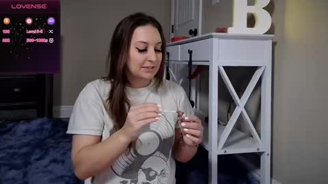 Snapshot of brookebee27 chatting on January 2025 12:20:01 AM brookebee online show from January 2025 12:20:01 AM