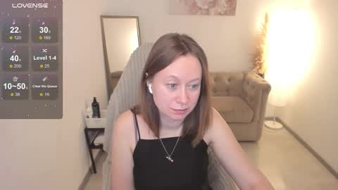 Lady Brooke online show from March 2026 09:29:02 PM