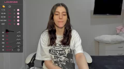 Snapshot of broosnica1 chatting on February 2026 08:01:02 AM broosnica1 online show from February 2026 08:01:02 AM