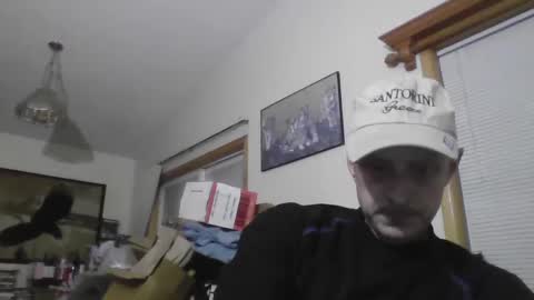 Snapshot of browndog5580 chatting on December 2024 03:47:01 AM browndog5580 online show from December 2024 03:47:01 AM