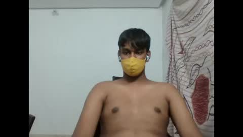 brownguy2505 online show from December 2024 06:02:01 PM