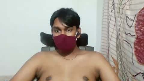 brownguy2505 online show from December 2024 08:04:02 PM