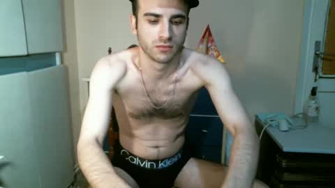 Snapshot of brownhaiir chatting on December 2024 01:15:02 AM brownhaiir online show from December 2024 01:15:02 AM