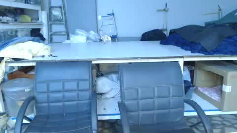 Snapshot of brownhaiir chatting on November 2025 09:58:01 PM brownhaiir online show from November 2025 09:58:01 PM