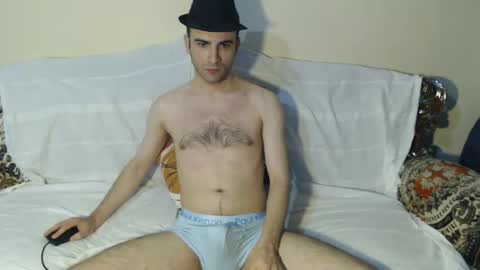 Snapshot of brownhaiir chatting on November 2025 08:44:01 PM brownhaiir online show from November 2025 08:44:01 PM