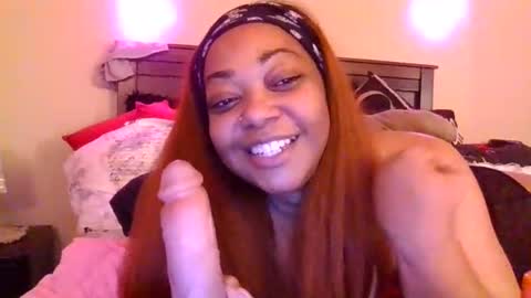 brownroundrenee online show from February 2025 09:52:01 PM