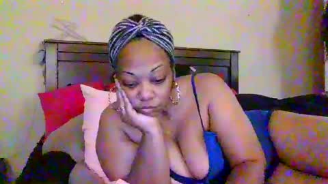 brownroundrenee online show from June 2026 10:10:02 AM