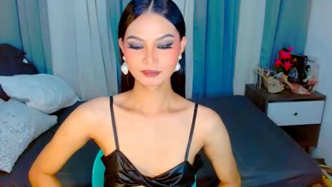 Roberta  GODDESS OF PLEASURE AND SEXUALDESIRE   online show from November 2025 09:19:02 AM