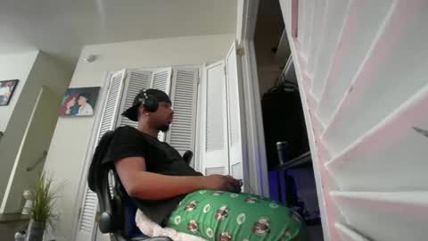 Brownskinshortyy online show from April 2026 03:06:01 PM