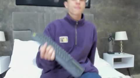 Bruce Hans online show from November 2025 11:33:01 AM