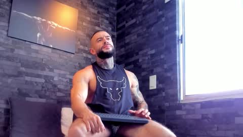 brucedallas online show from September 2025 05:03:01 PM