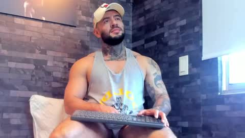 Snapshot of brucedallas chatting on May 2026 08:48:02 PM brucedallas online show from May 2026 08:48:02 PM