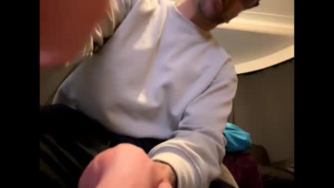 brucelogan80 online show from November 2025 01:22:01 AM