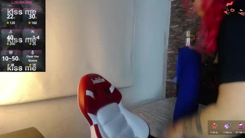 Snapshot of bruja_scarlata chatting on February 2025 05:54:02 PM Bruja SCarlata online show from February 2025 05:54:02 PM