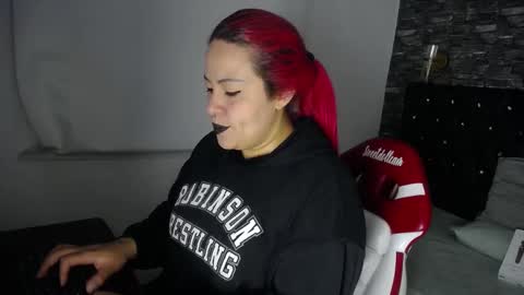 Snapshot of bruja_scarlata chatting on March 2025 11:17:01 AM Bruja SCarlata online show from March 2025 11:17:01 AM