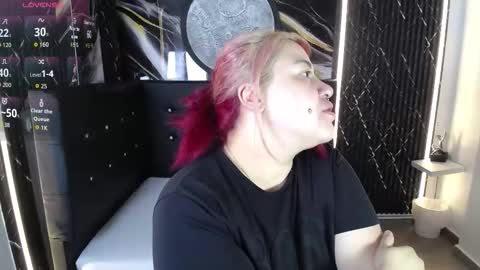 Snapshot of bruja_scarlata chatting on October 2025 10:13:01 AM Bruja SCarlata online show from October 2025 10:13:01 AM