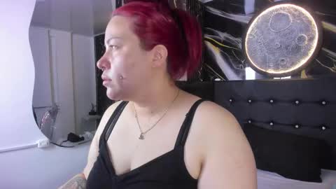 Snapshot of bruja_scarlata chatting on October 2025 10:03:01 AM Bruja SCarlata online show from October 2025 10:03:01 AM