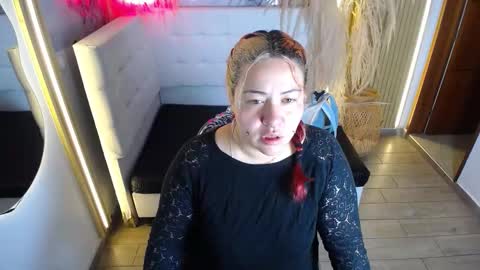 Snapshot of bruja_scarlata chatting on November 2025 11:09:02 AM Bruja SCarlata online show from November 2025 11:09:02 AM