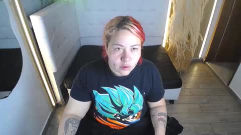 Snapshot of bruja_scarlata chatting on January 2026 10:53:01 AM Bruja SCarlata online show from January 2026 10:53:01 AM