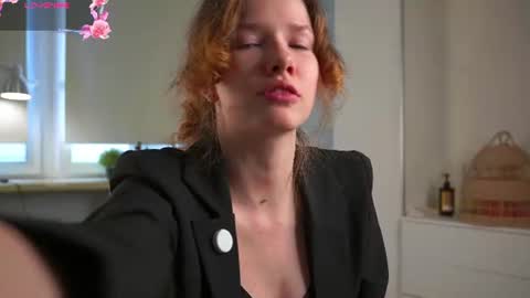 Tess online show from June 2026 02:07:01 PM