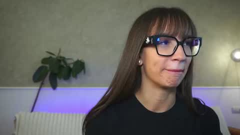 Snapshot of brunette_babee chatting on June 2026 03:55:02 PM brunette_babee online show from June 2026 03:55:02 PM