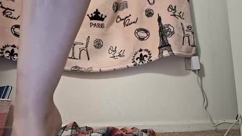 brunettedoll100 online show from September 2025 01:16:02 AM