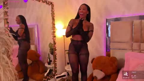 Brenda online show from November 2025 08:03:02 AM