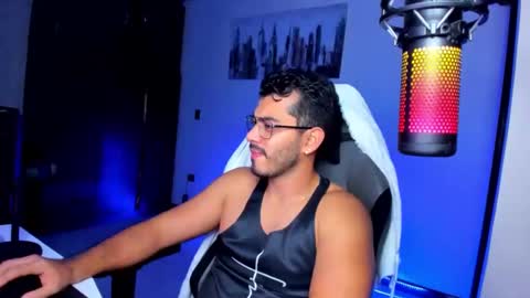 Bruno online show from January 2025 03:43:01 AM