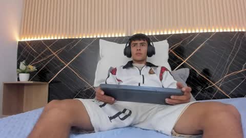 Bruno online show from June 2026 07:25:01 PM