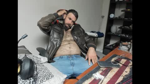 Snapshot of brutalmaster1983 chatting on December 2024 07:29:02 PM BRUTALMASTER1983 online show from December 2024 07:29:02 PM