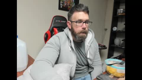 Snapshot of brutalmaster1983 chatting on February 2025 04:57:01 AM BRUTALMASTER1983 online show from February 2025 04:57:01 AM