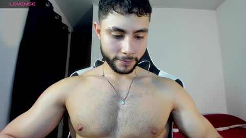 bryan_oficials online show from December 2025 04:33:02 AM