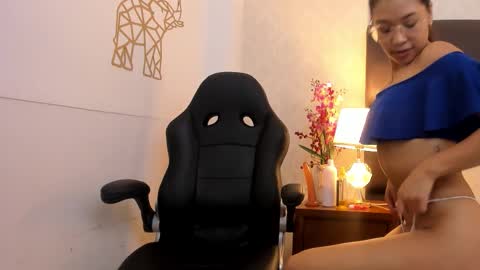 bryannamiller online show from December 2025 12:23:02 PM