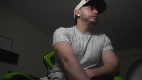 Snapshot of bryanncan01 chatting on April 2026 12:30:01 AM Bryannsex online show from April 2026 12:30:01 AM