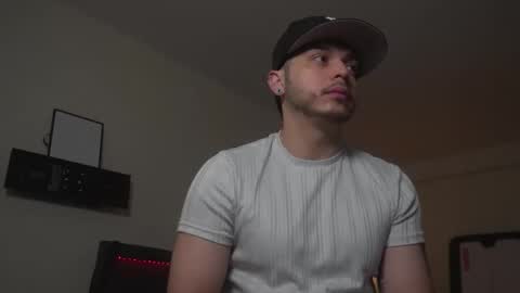 Snapshot of bryanncan01 chatting on April 2026 04:45:02 PM Bryannsex online show from April 2026 04:45:02 PM