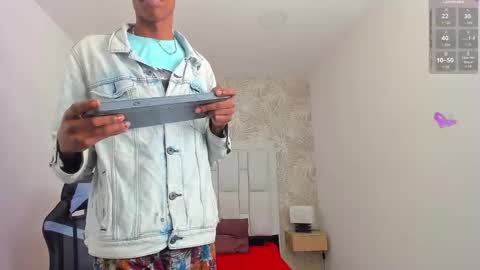 Snapshot of bryonycute chatting on October 2025 12:12:02 PM BRYONY online show from October 2025 12:12:02 PM